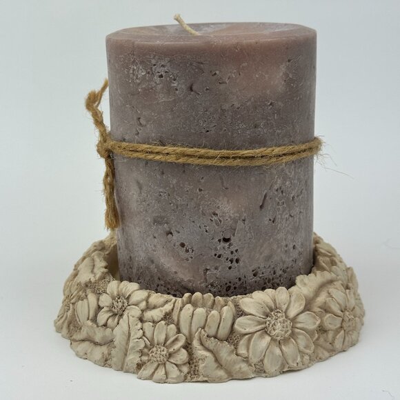 Charleston Soap & Candle Co. Daisy Candle Base + Handcrafted Candle NEW - Picture 4 of 9